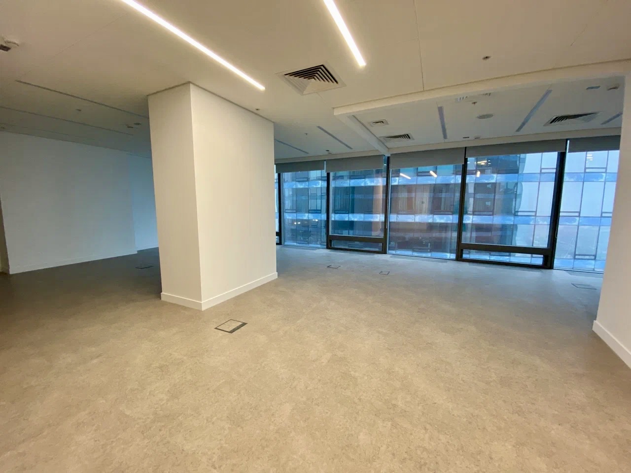 Монтаж фальшпола